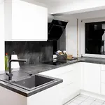 Stylish - Garden - Great Transport Links And Parking شقة شتوتغارت