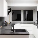 Stylish - Garden - Great Transport Links And Parking * Stuttgart