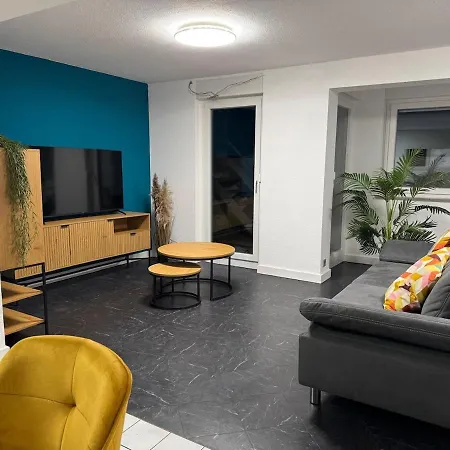 Stylish - Garden - Great Transport Links And Parking Appartement *