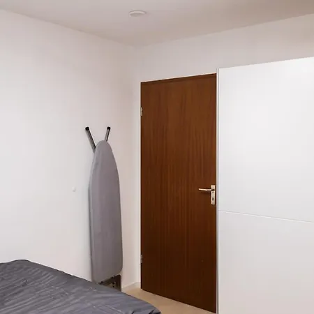 Stylish - Garden - Great Transport Links And Parking * Stuttgart