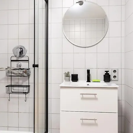 Apartment Stylish - Garden - Great Transport Links And Parking Stuttgart