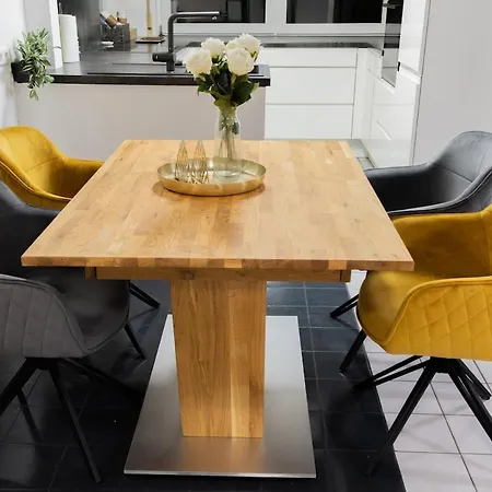 Stylish - Garden - Great Transport Links And Parking *