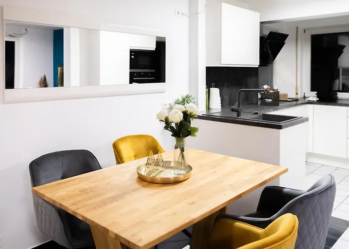 Appartement Stylish - Garden - Great Transport Links And Parking