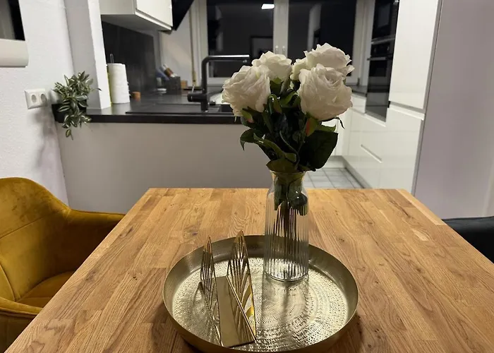 Stylish - Garden - Great Transport Links And Parking Stuttgart