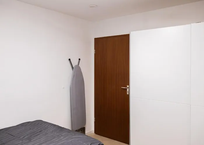 Stylish - Garden - Great Transport Links And Parking * Stuttgart