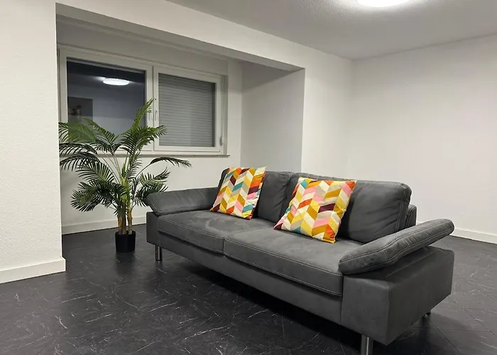 Stylish - Garden - Great Transport Links And Parking * Stuttgart