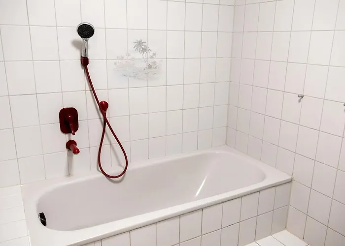 Appartement Stylish - Garden - Great Transport Links And Parking